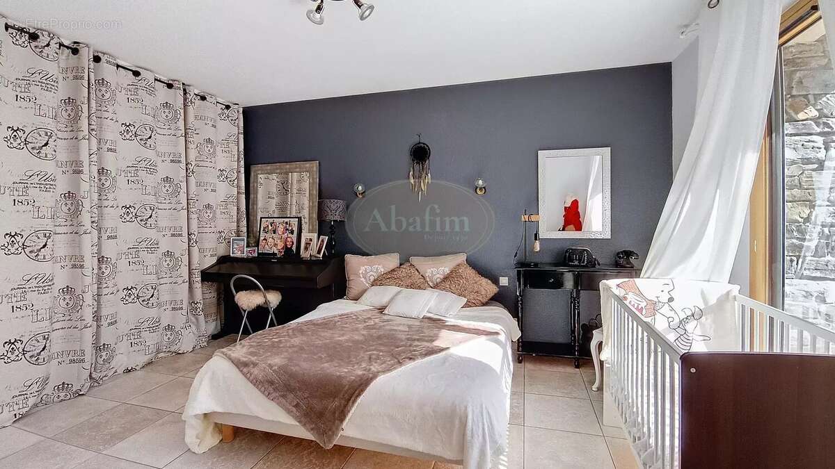 Maison à JUZET-DE-LUCHON