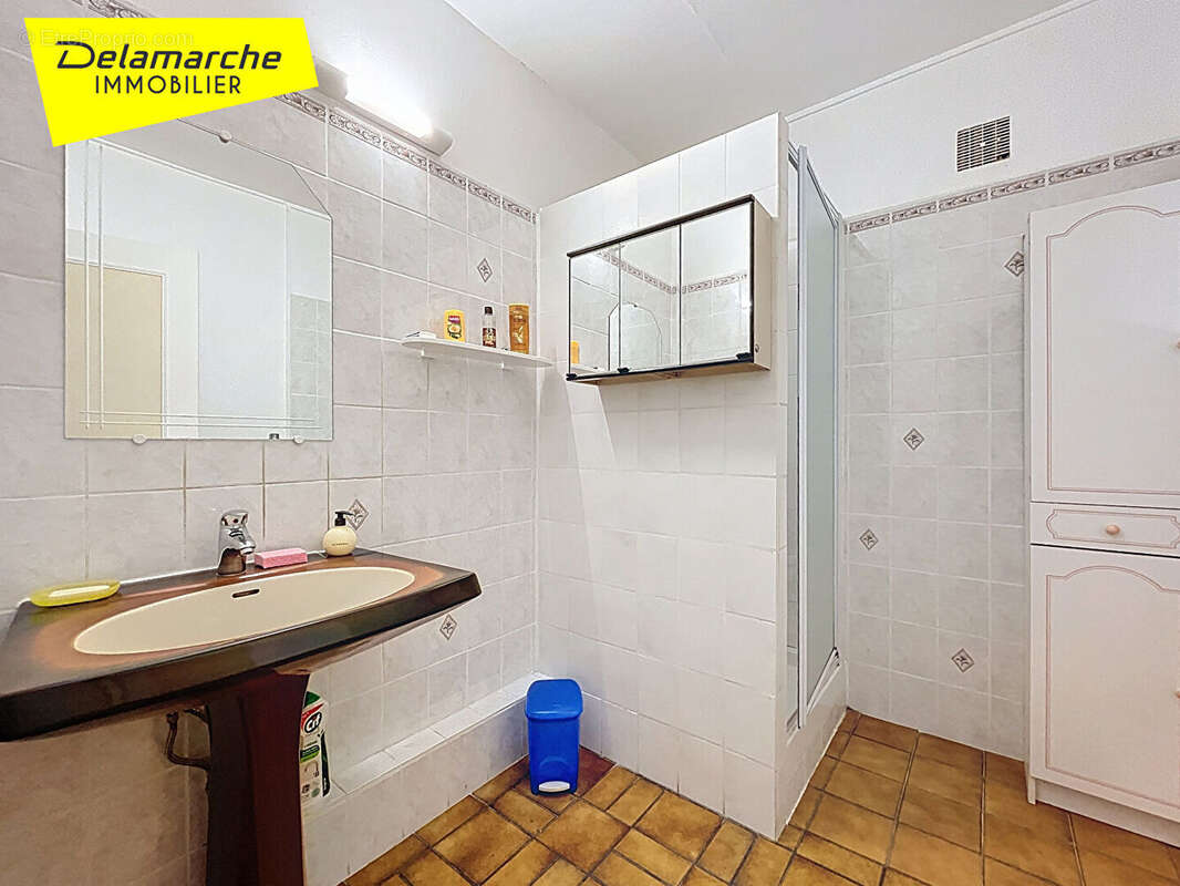 A VENDRE : Maison avec vie de plain-pied possible, proche commodités - photo 9