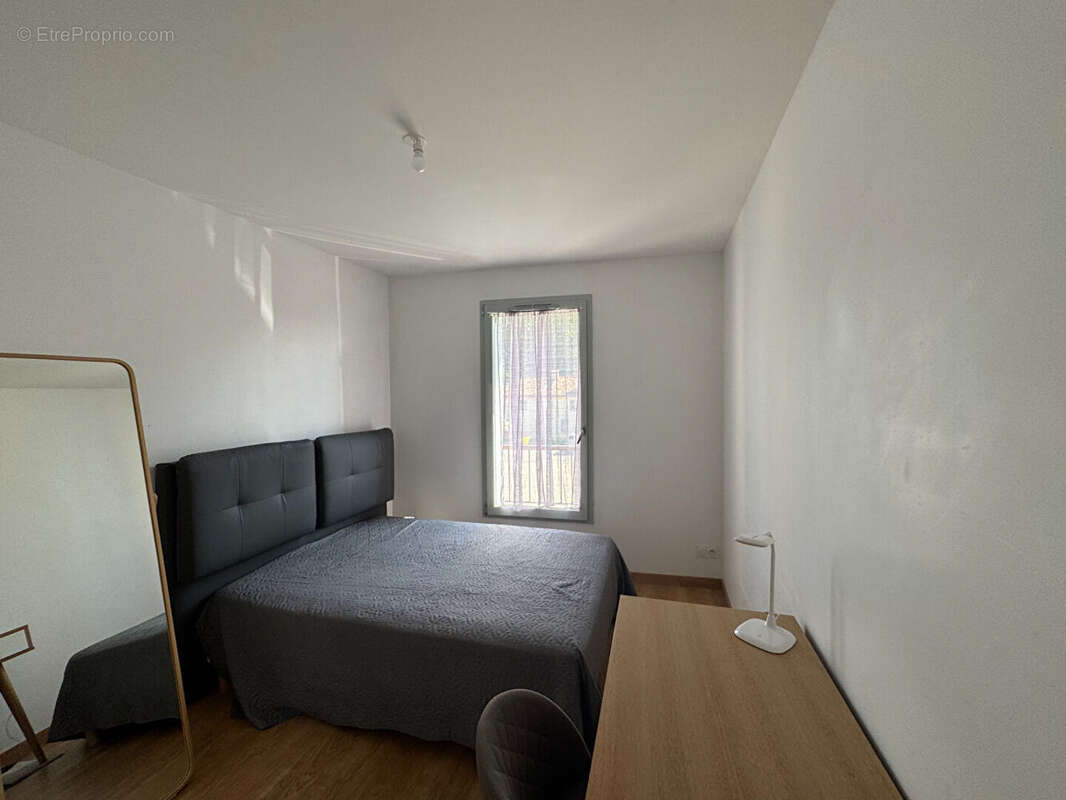 Bordeaux Bacalan - Maison de 90 m² avec garage et grande terrasse - photo 5
