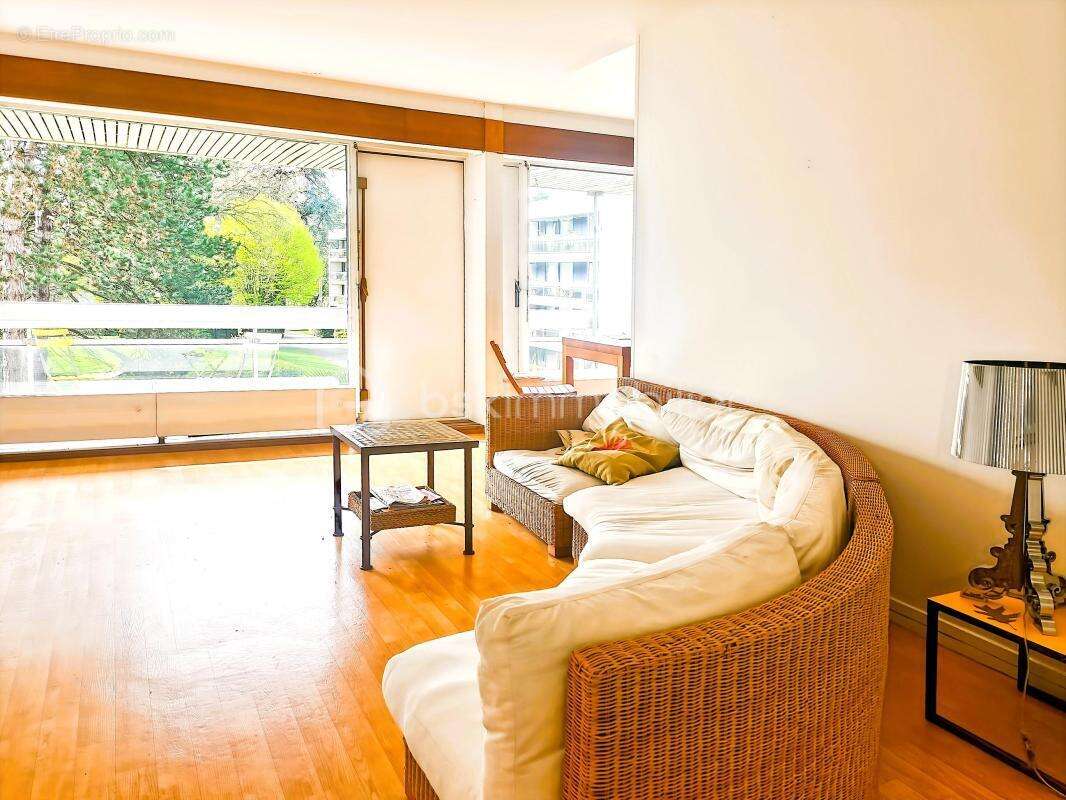 Appartement à VERSAILLES