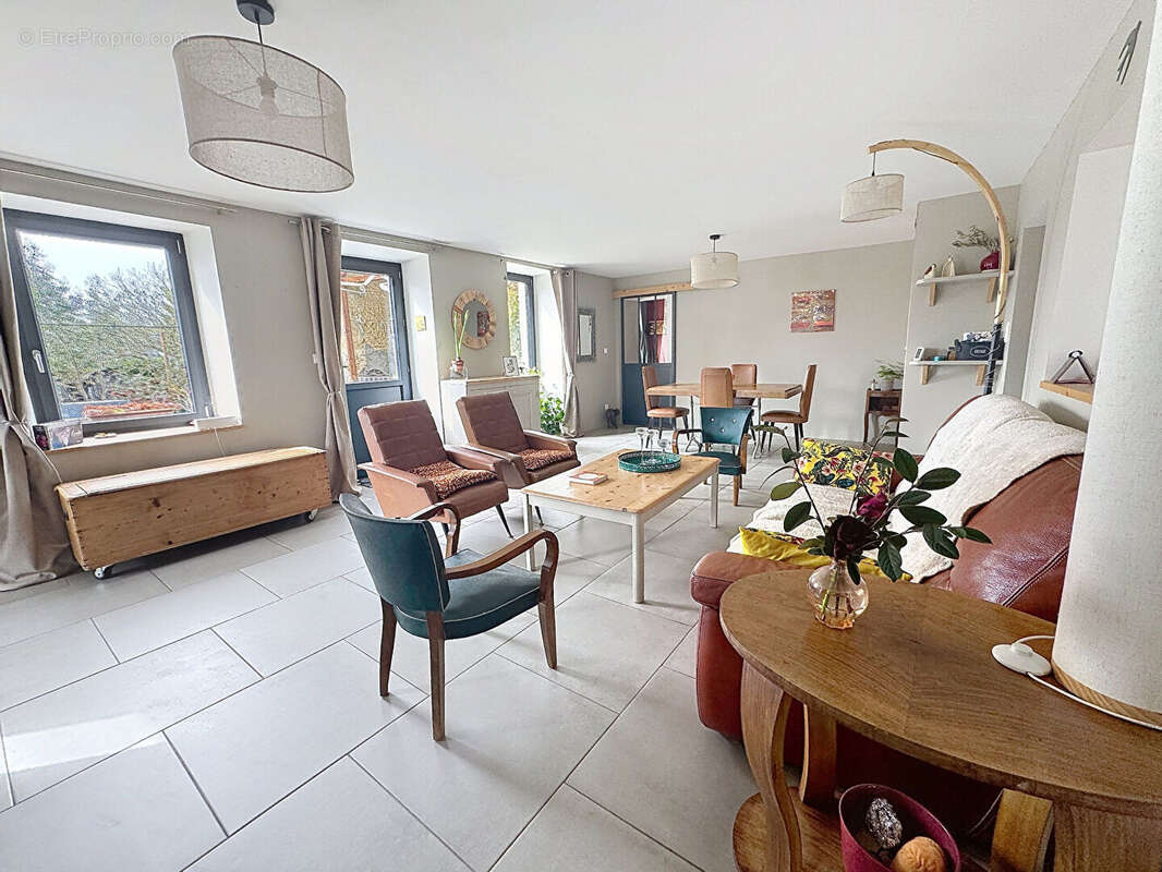 Maison à BOURGOIN-JALLIEU