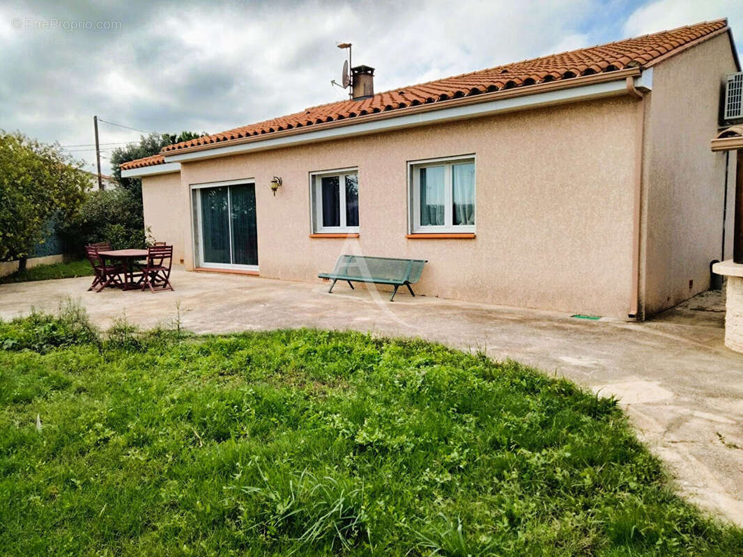 Maison PLAIN PIED Perpignan 4 pièce(s) 164.91 m2 - photo 8