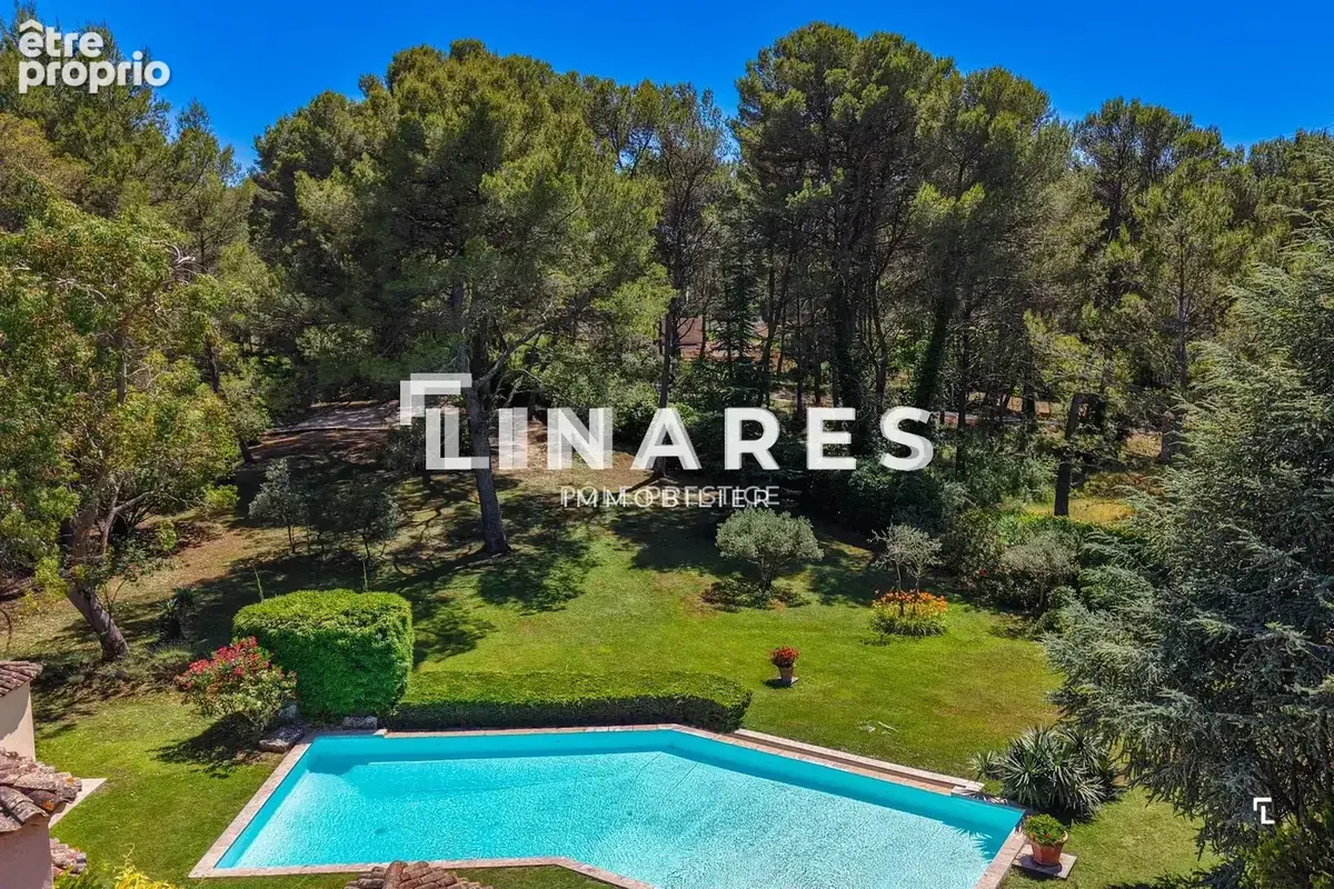 LA PROVENÇALE  – Maison provençale de 200m2  - Piscine - Terrain de 4000m2 - Potentiel constructible - Aix-en-Provence - photo 22