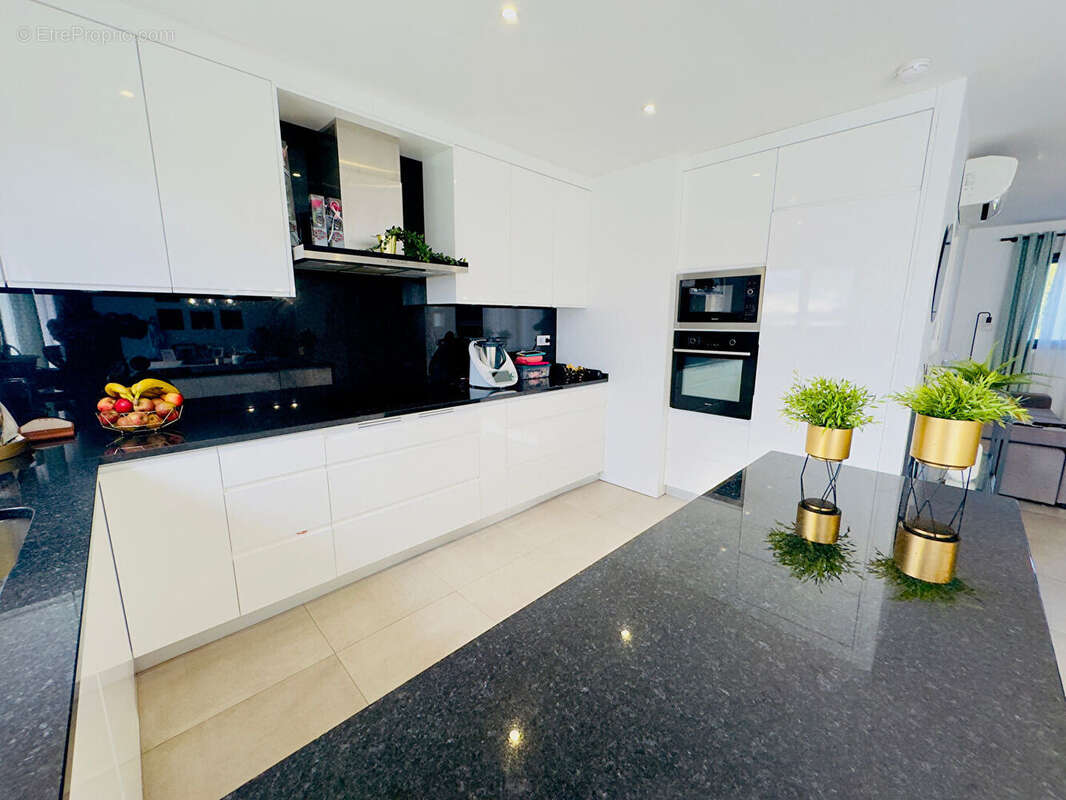 Maison à RIVIERE-SAAS-ET-GOURBY