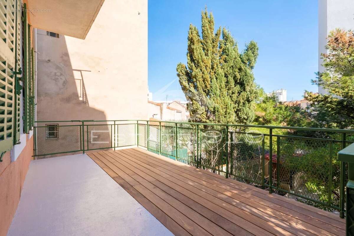 Appartement à MARSEILLE-7E