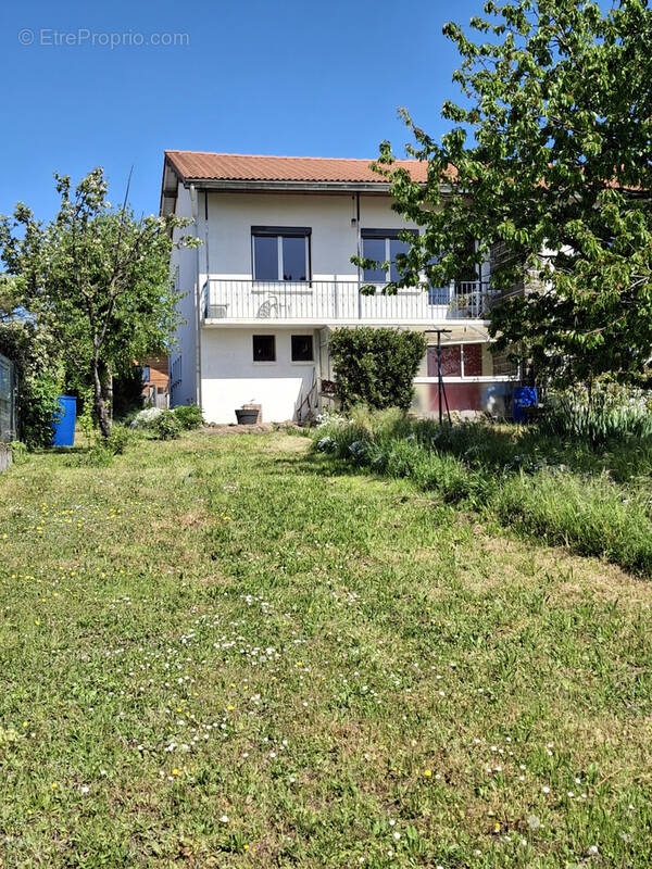 Maison à CHATELGUYON