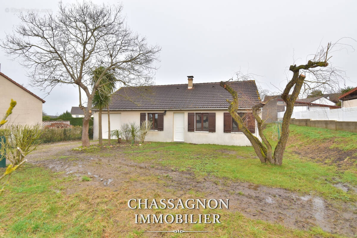 Maison à MONTBEUGNY