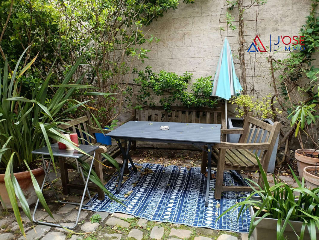 Cour intérieure arborée, calme et pleine de charme - Appartement à PARIS-19E
