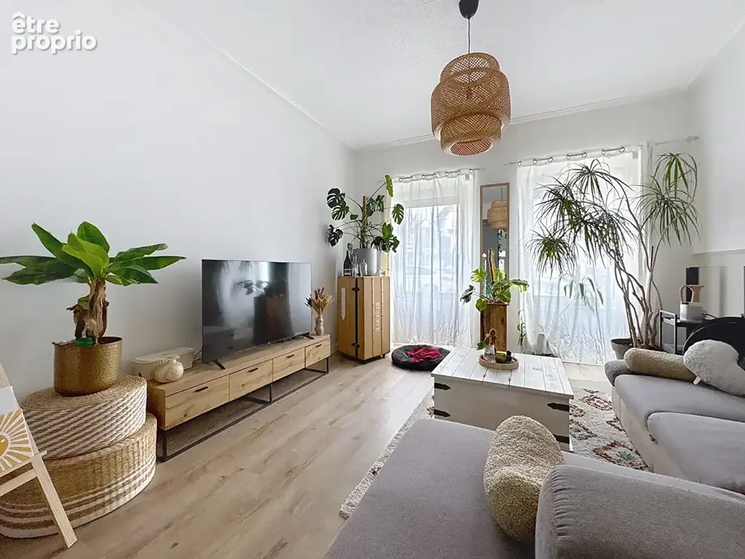 Appartement de charme 94 m² - RDC avec jardin privatif 150 m², terrasse et garage fermé - photo 5