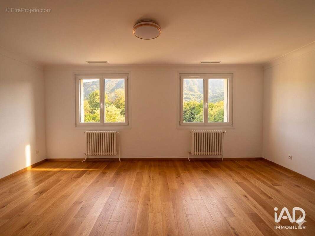 Photo 8 - Maison à LANCRANS