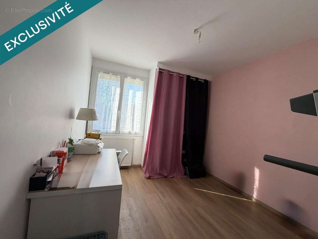 Maison 140 m² à Buzancais  - photo 8