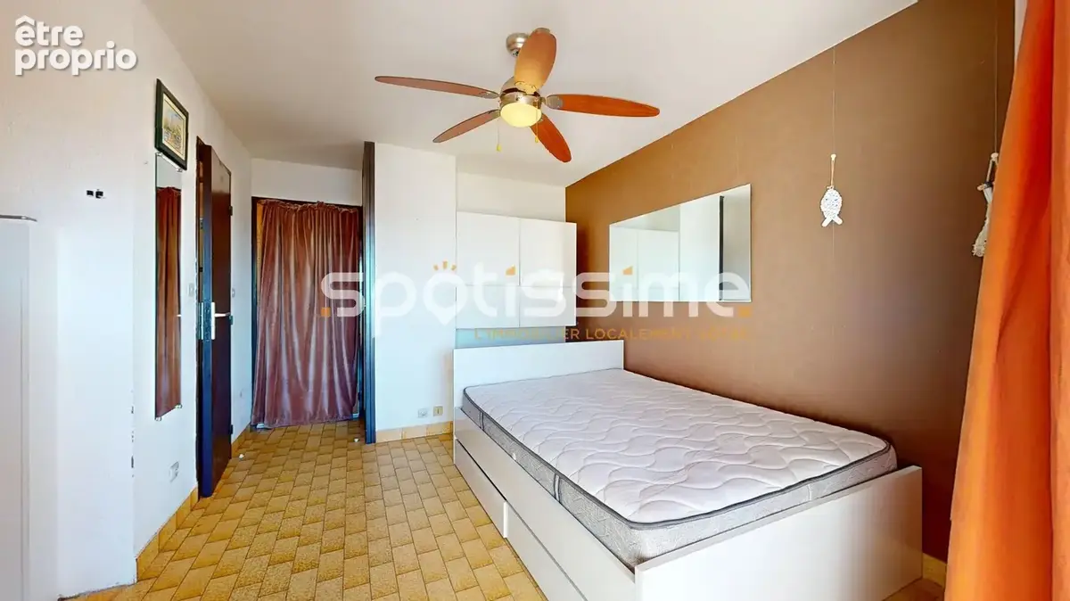 CAP D'AGDE, Falaises - Studio cabine avec loggia et Parking Privé dans résidence sécurisée - photo 2