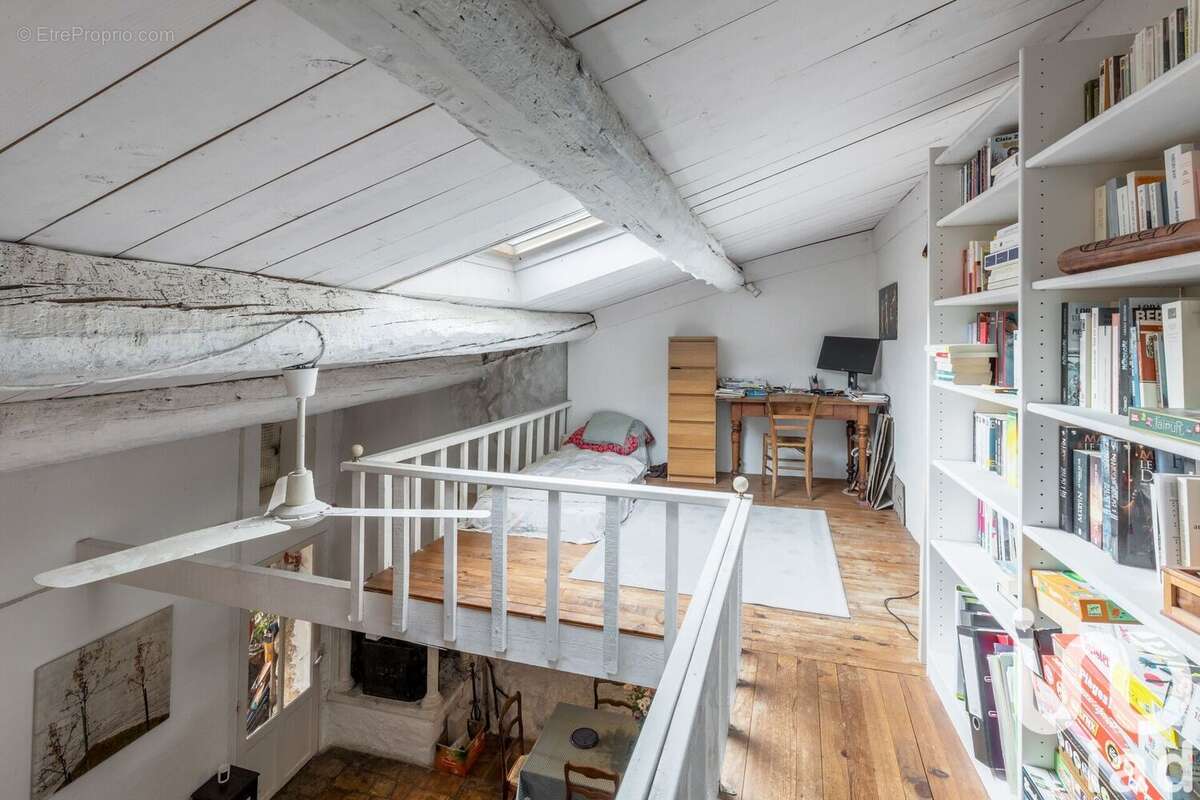 Photo 3 - Maison à COMBAILLAUX