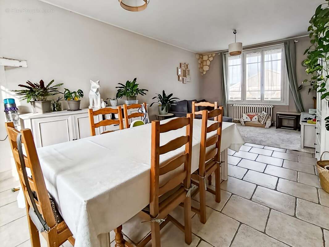 Maison à SELLES-SUR-CHER