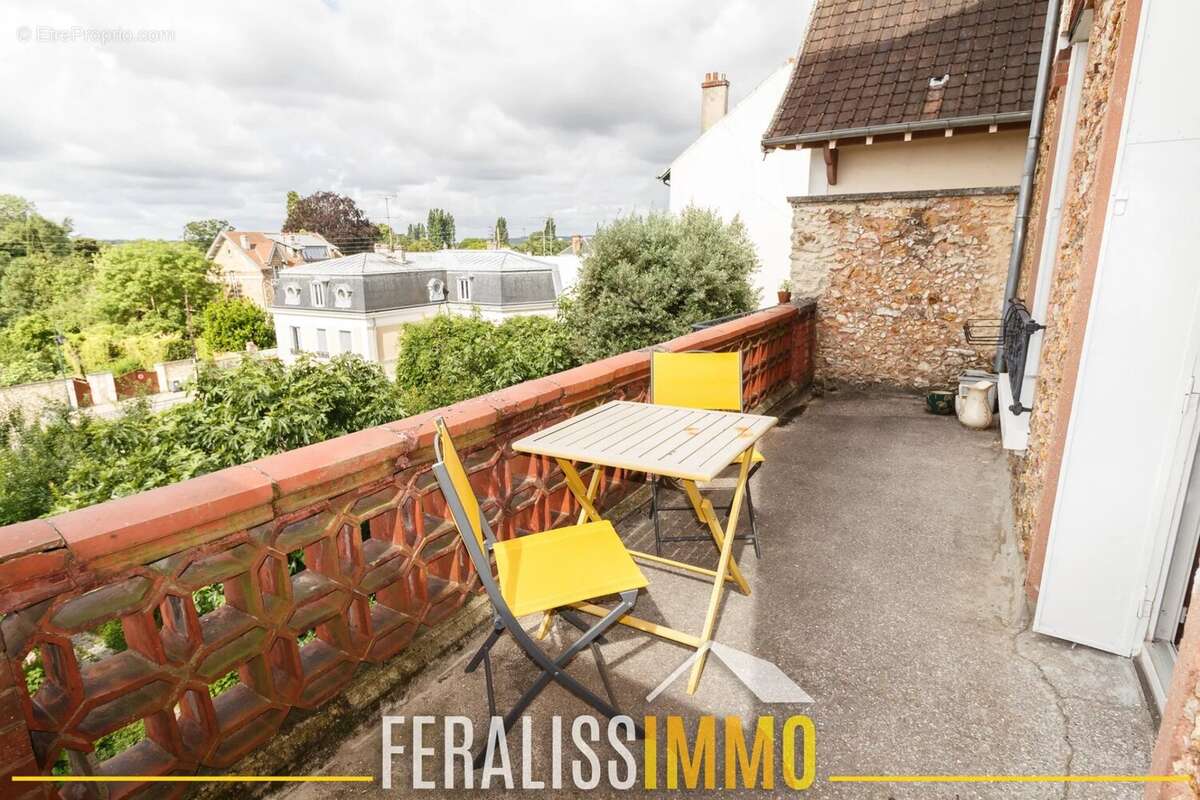 Maison à VAUX-SUR-SEINE