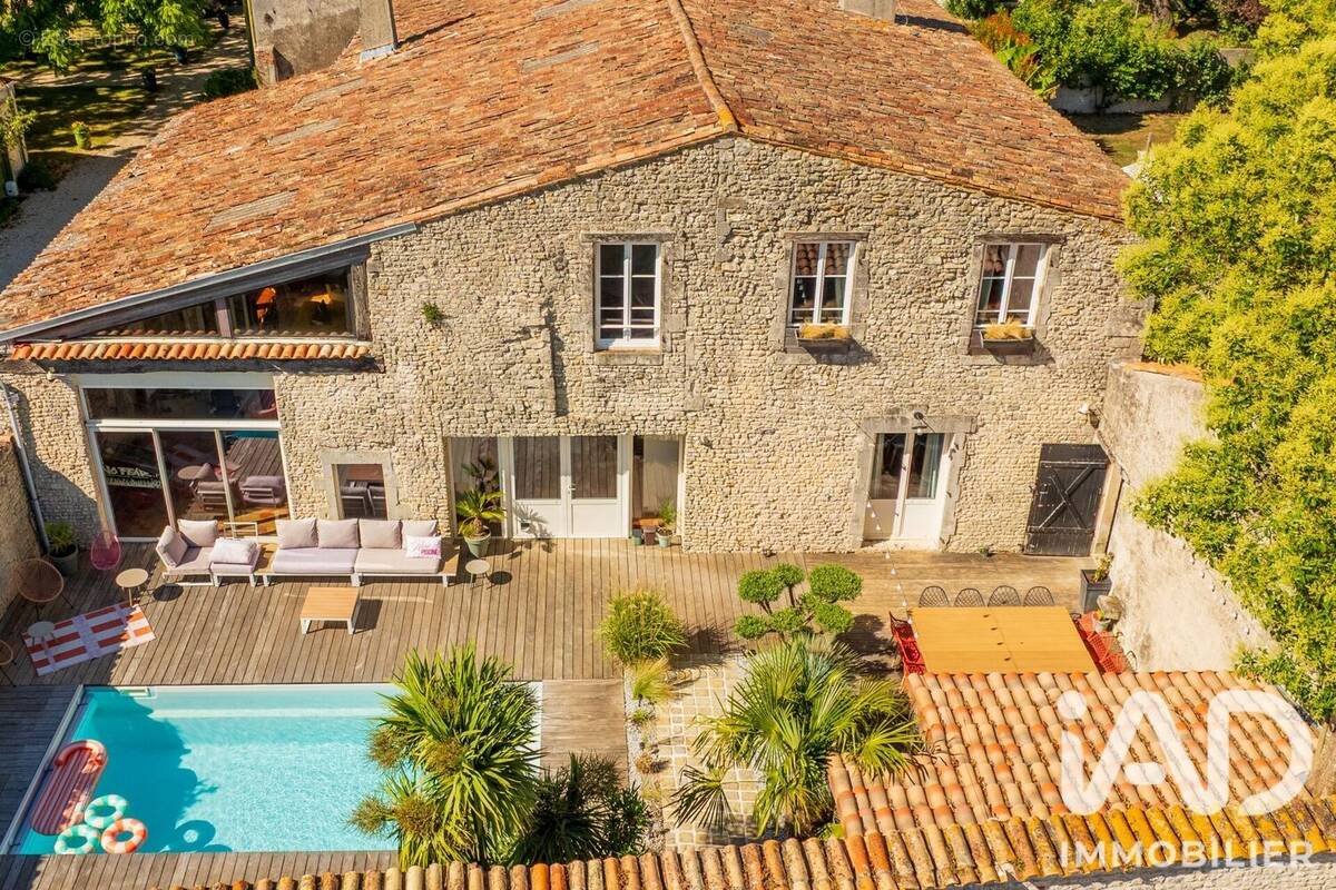 Photo 1 - Maison à PUILBOREAU
