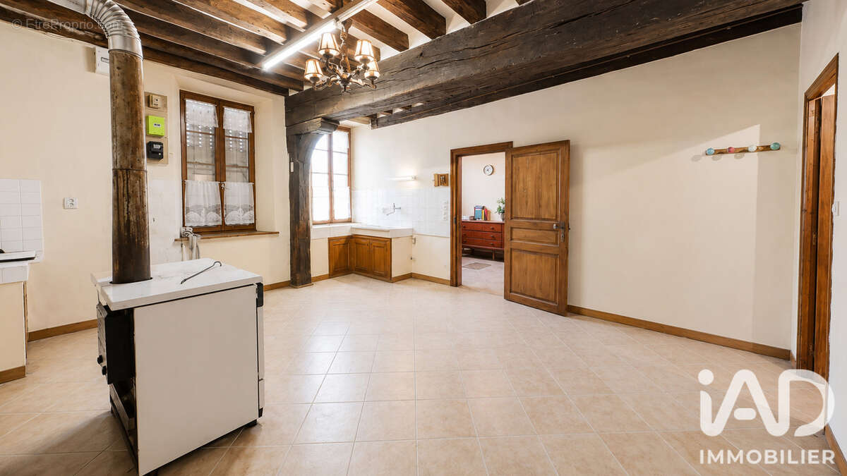 Appartement 77 m² à Chaintreaux  - photo 9