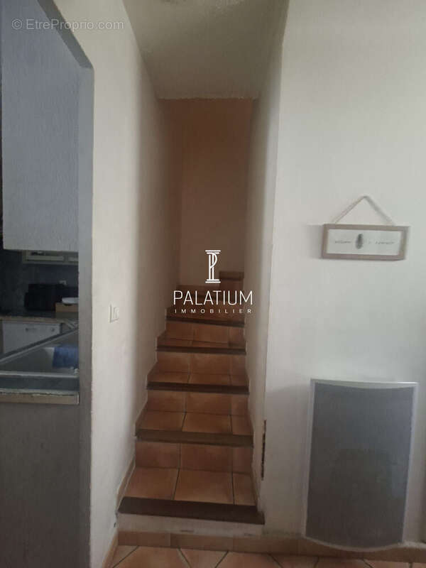 Maison 74 m² à Les Mees  - photo 6