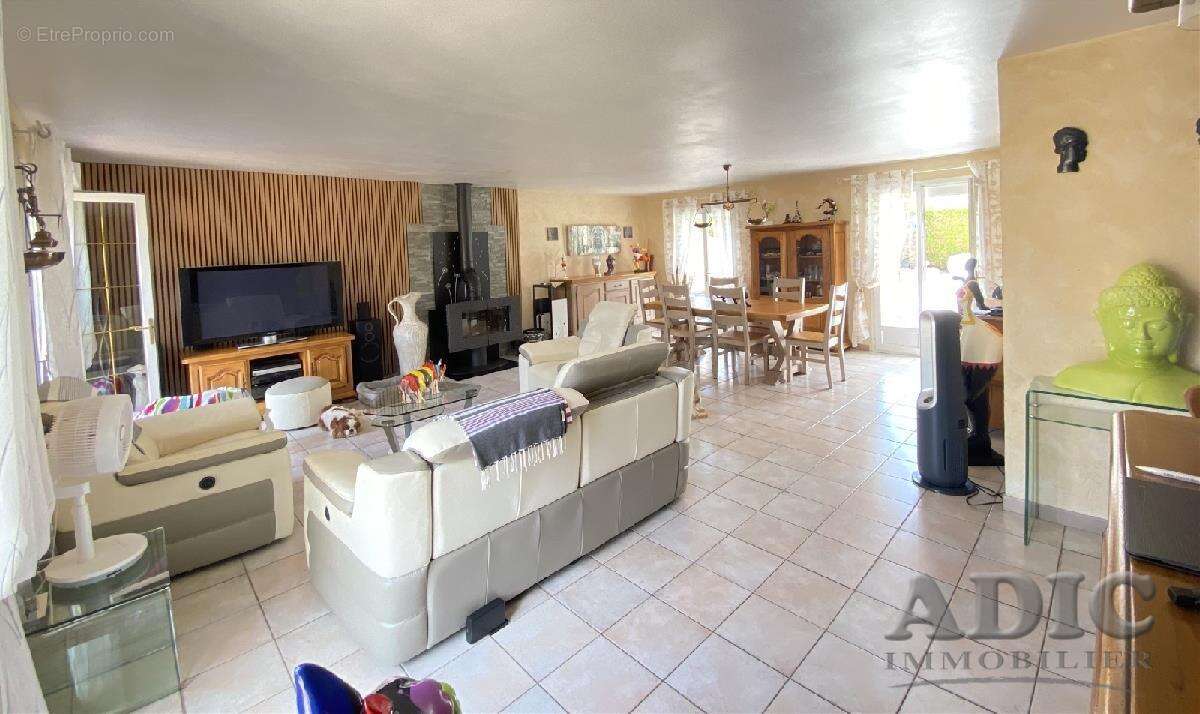 Maison 147 m² à Saint-Pathus  - photo 3