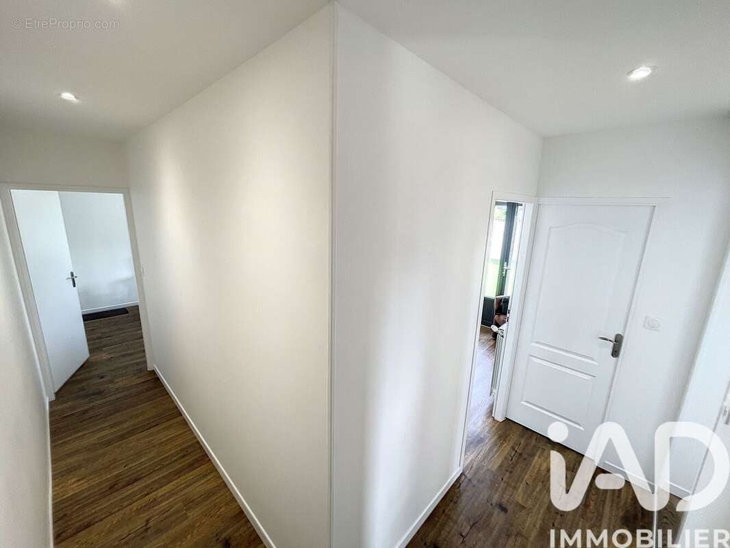 Photo 9 - Appartement à GOND-PONTOUVRE