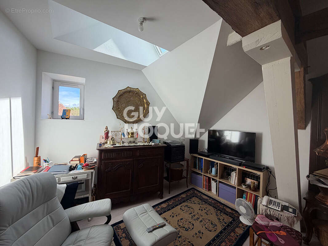 Appartement à MORET-SUR-LOING