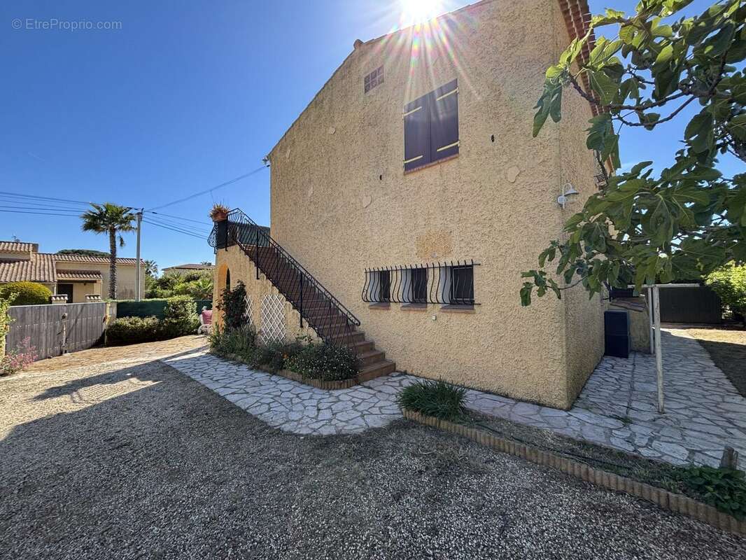 Maison à SIX-FOURS-LES-PLAGES