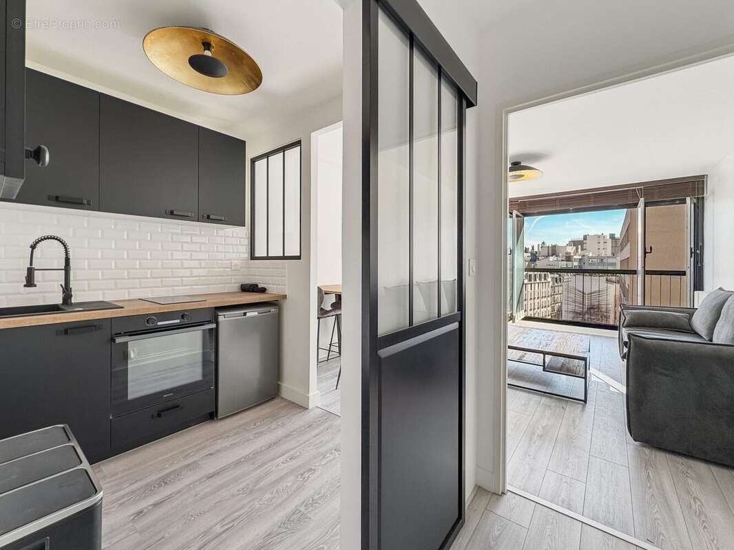 Appartement 46 m² à Paris-20e  - photo 6