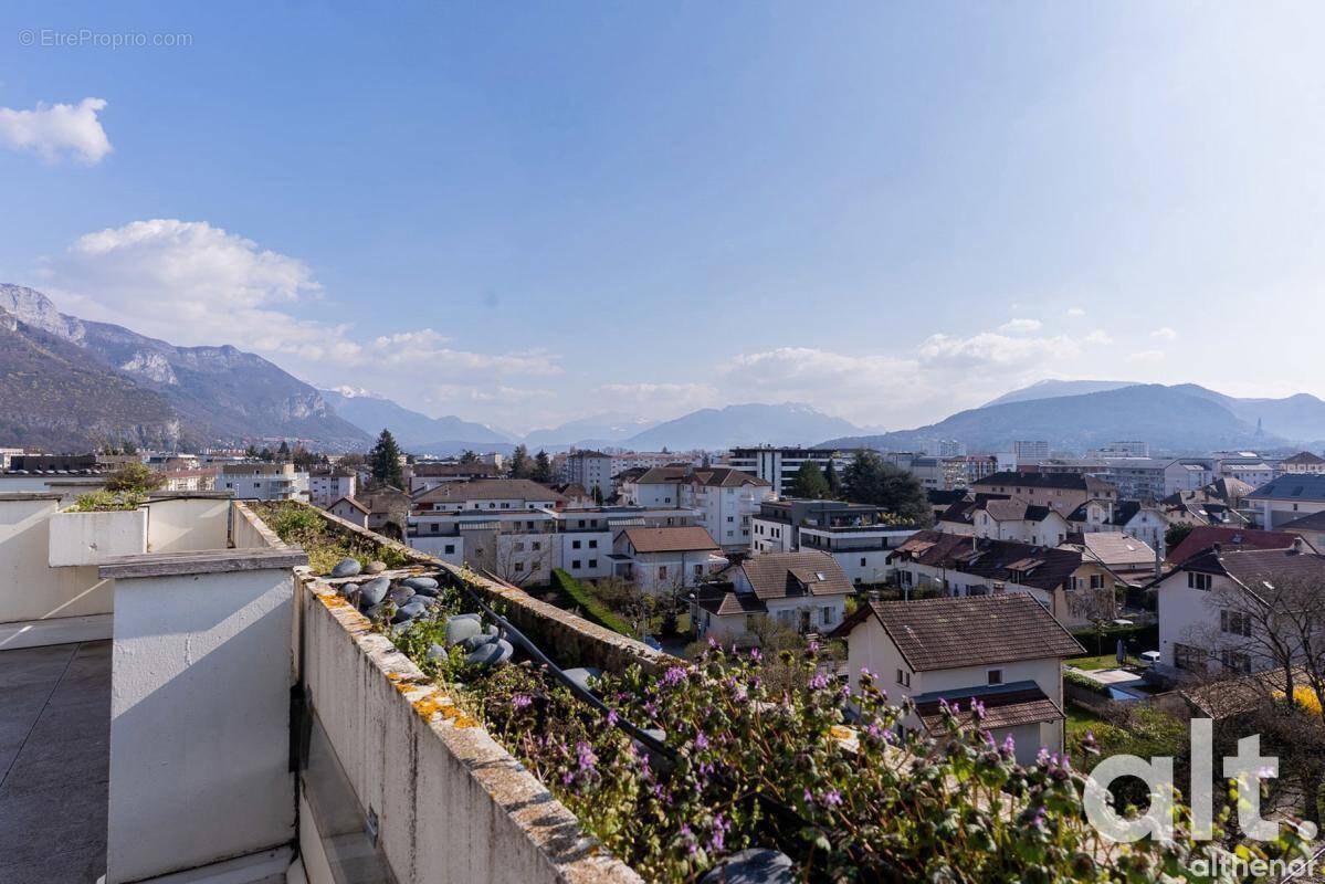 Appartement à ANNECY-LE-VIEUX
