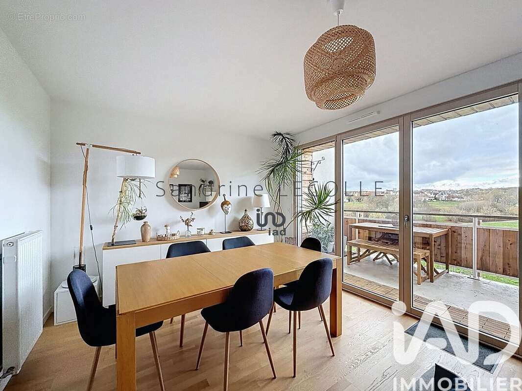 Photo 3 - Appartement à MAGNY-LE-HONGRE