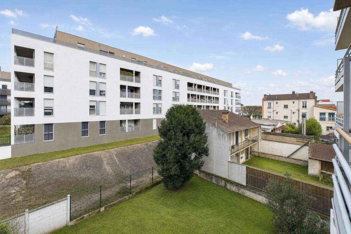 Studio avec balcon et parking – Choisy-le-Roi - photo 15