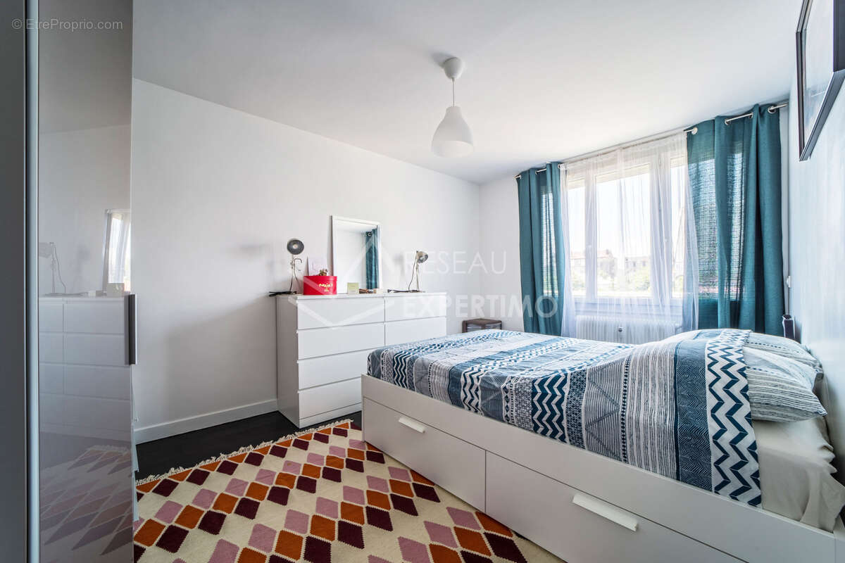 Appartement à ENGHIEN-LES-BAINS