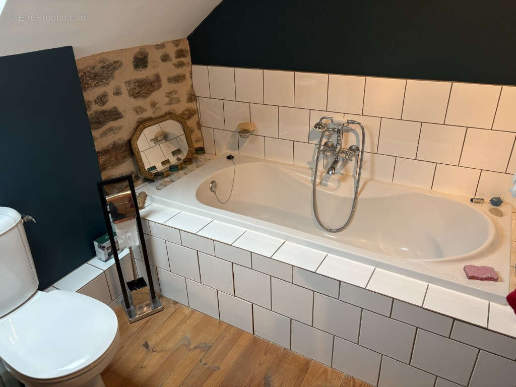 Proche Pompadour, en voie sans issue, dans petit hameau - photo 14