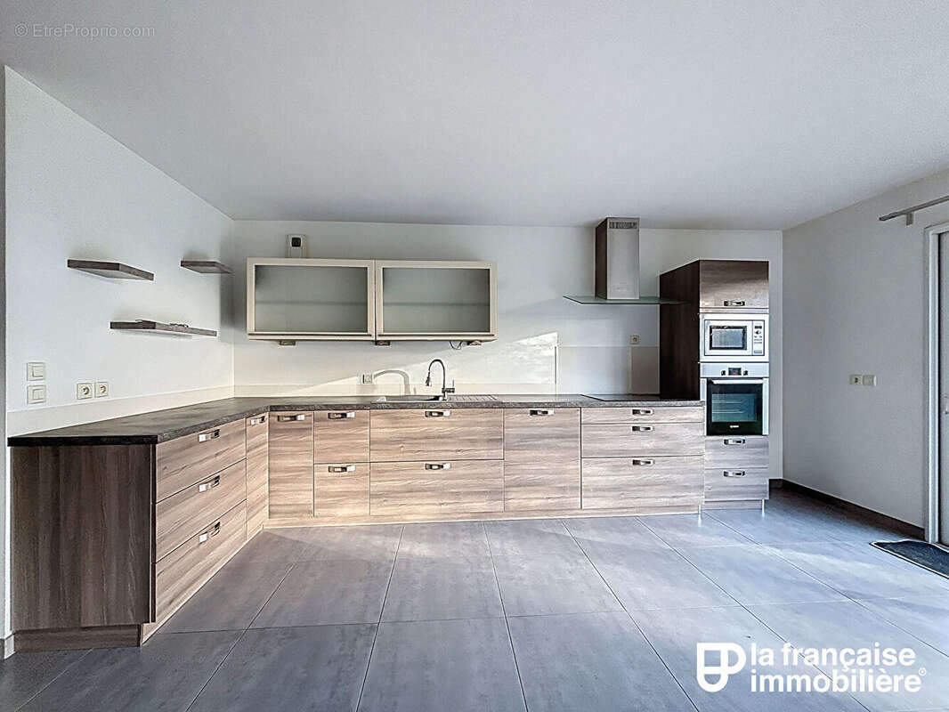 Maison à vendre - 5 pièces - récente - Châteaugiron - lumineuse - photo 4