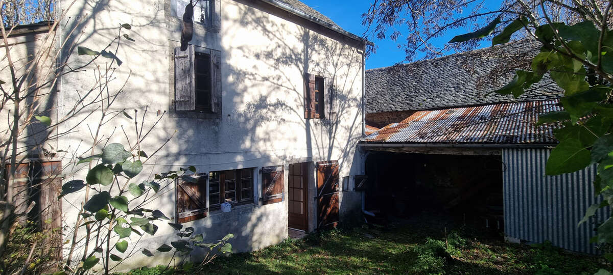 Maison à BOZOULS