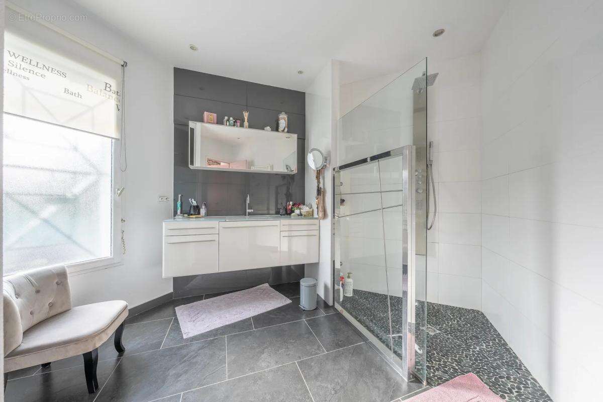 Maison à SAINT-LOUBES