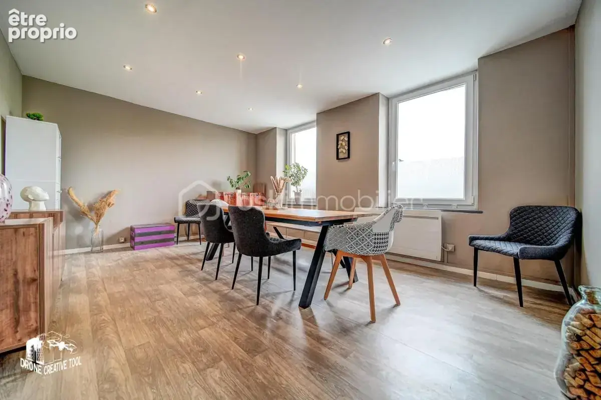 DUPLEX 149m2, 4 chambres, terrasse, garage, place de parking et cave - photo 1