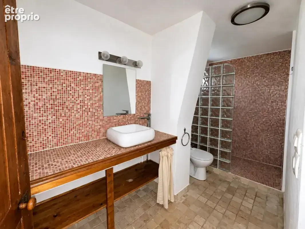 Maison de 7 pièces de 126 m² - photo 7
