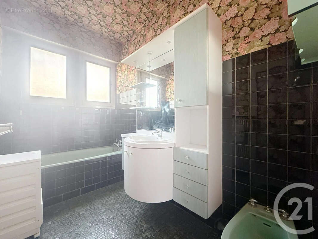 Maison à SAINT-APOLLINAIRE