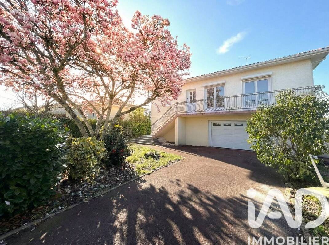 Photo 1 - Maison à SALLES