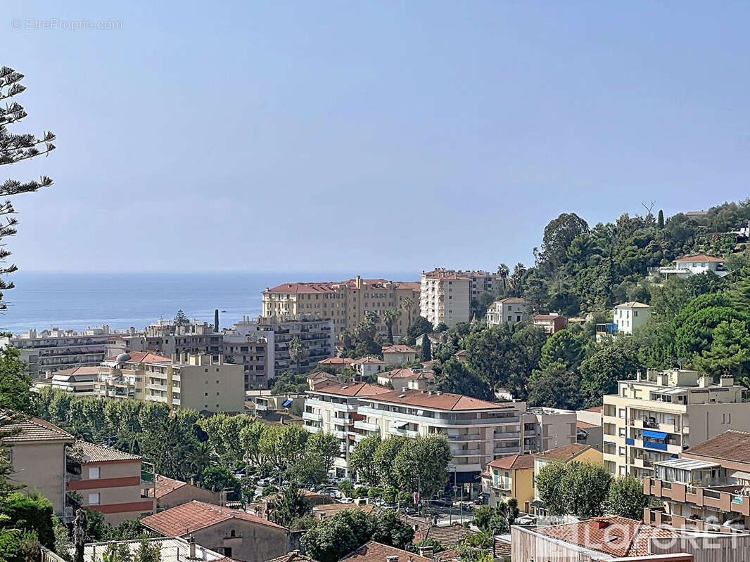 Dernier étage Menton 3 pièce(s) 73m2 - VUE MER - photo 14