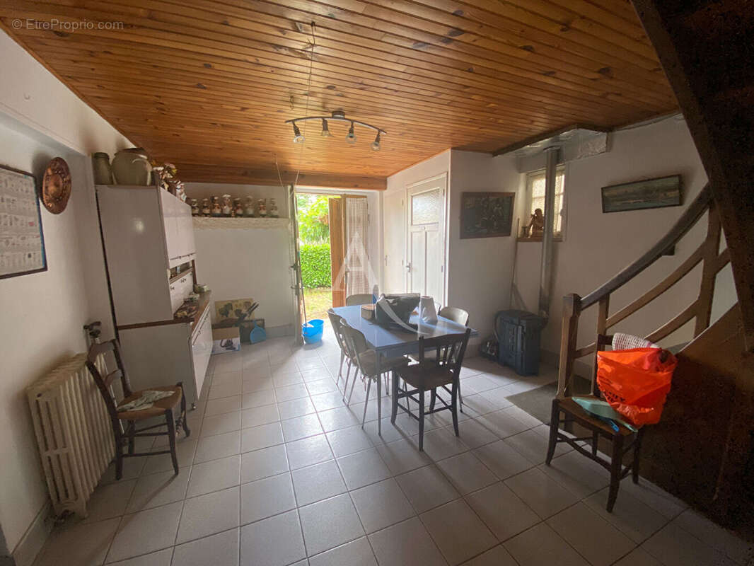 Maison à VALDERIES