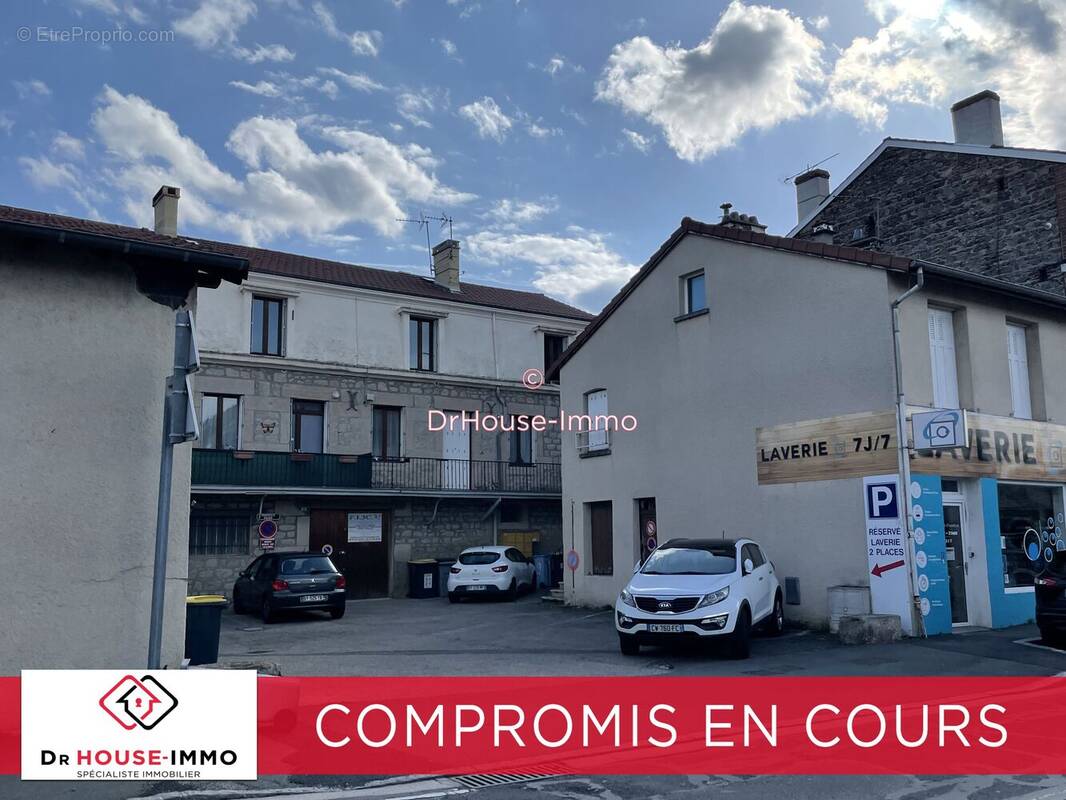 Appartement à UNIEUX