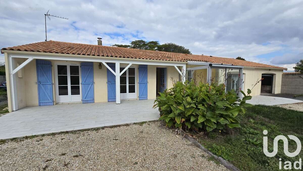 Photo 2 - Maison à LA ROCHENARD