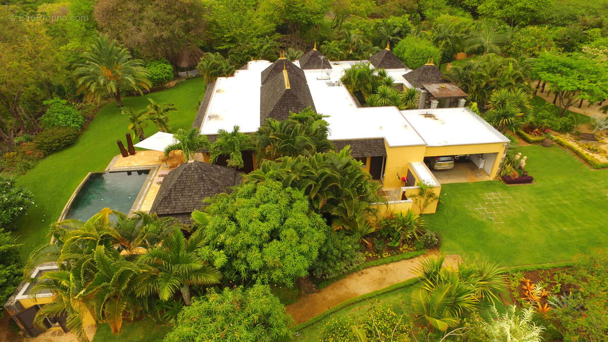 Maison à SAINT-DENIS