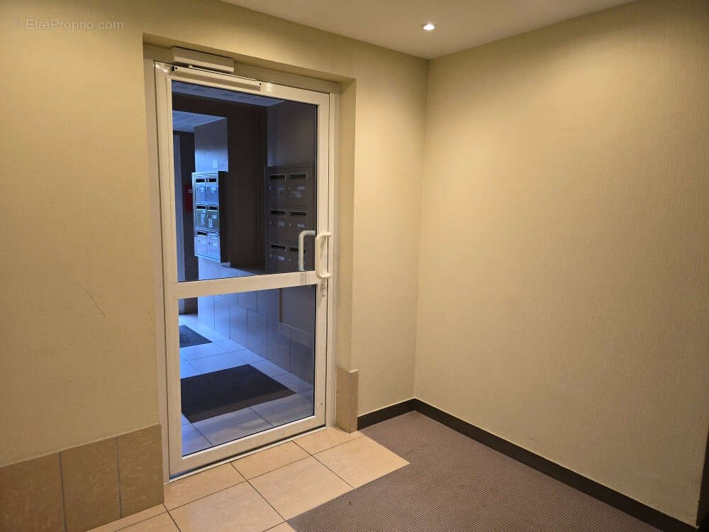 Appartement T3 avec terrasse vu sur Loire !!!!!! - photo 5
