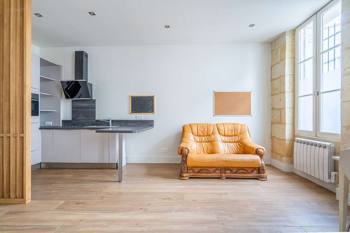 Appartement à BORDEAUX