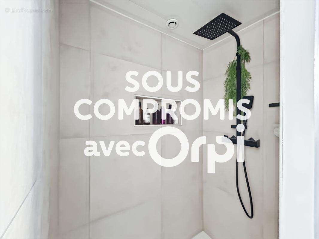 Maison à SAINT-MARTIN-BOULOGNE