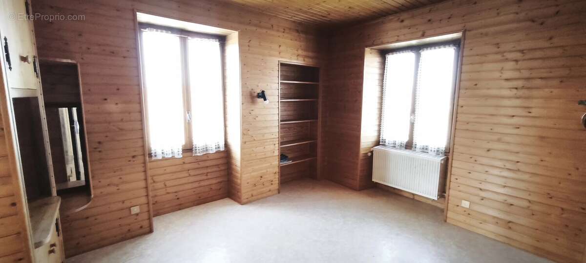 Appartement à QUINTAL