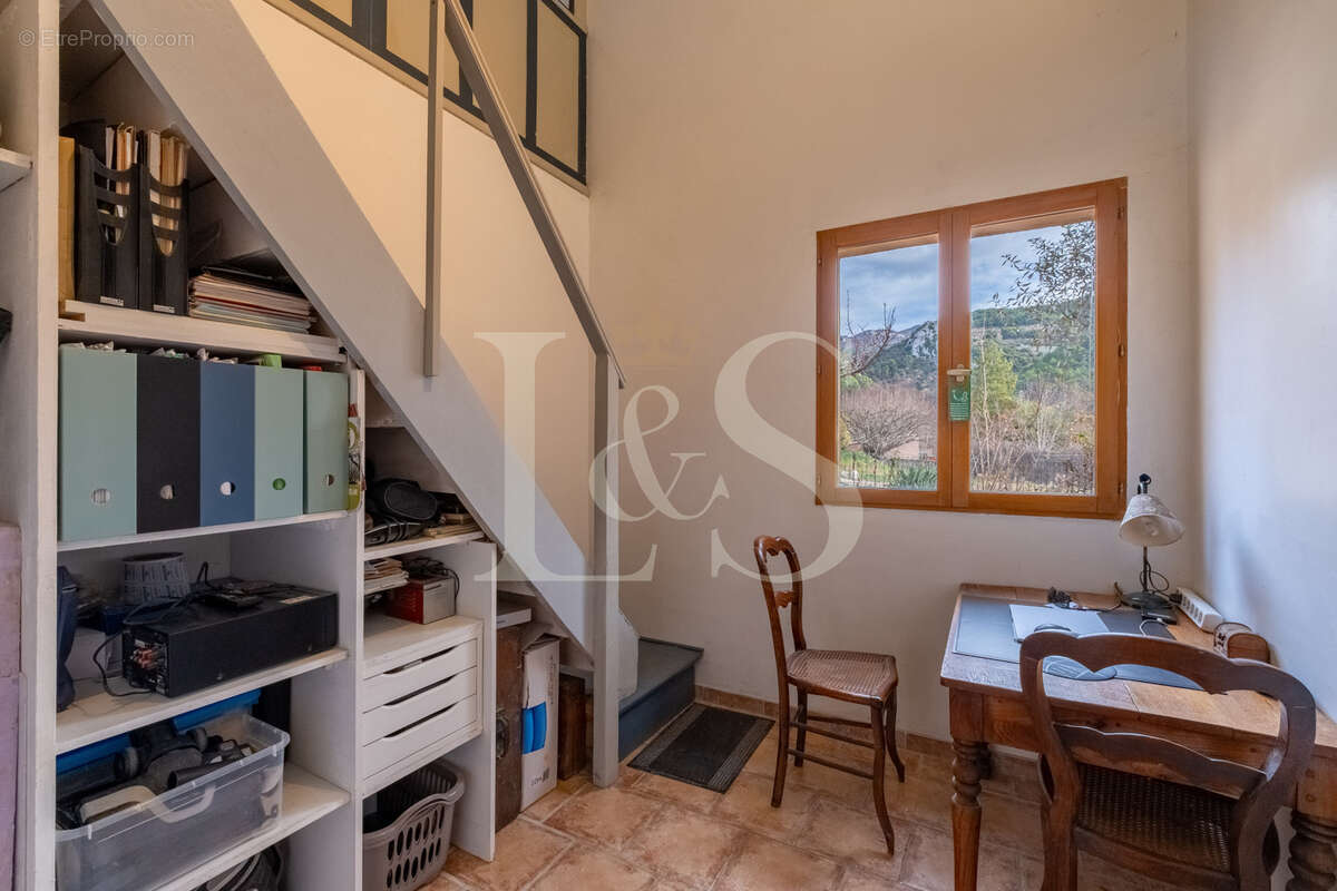 Maison à BUIS-LES-BARONNIES