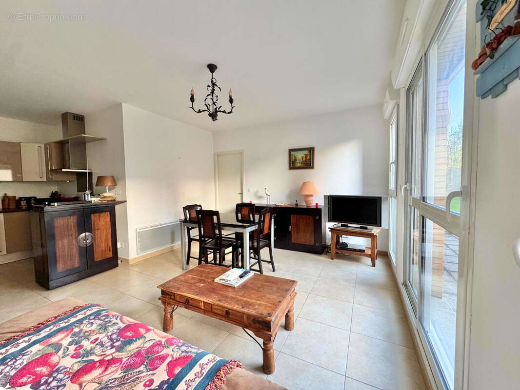 Appartement à LION-SUR-MER